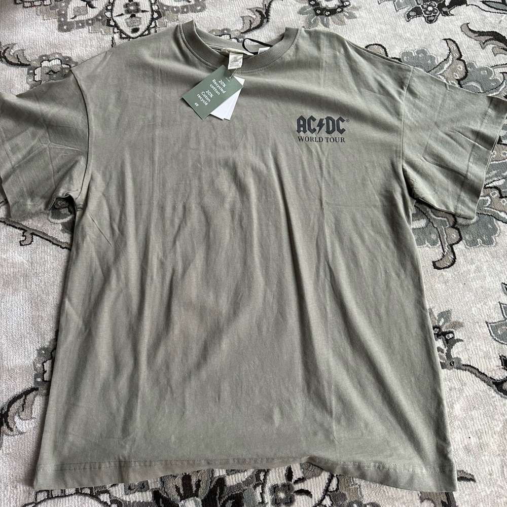 NWT H&M AC/DC tee